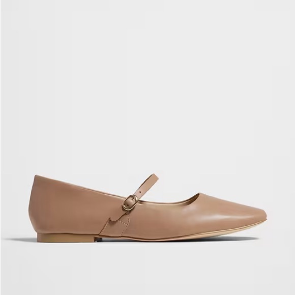 NWT BANANA REPUBLIC VEGAN LEATHER MARYJANE BALLET FLAT IN AFTERNOON LATTE